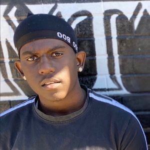 Meet your Posher, Dwayne